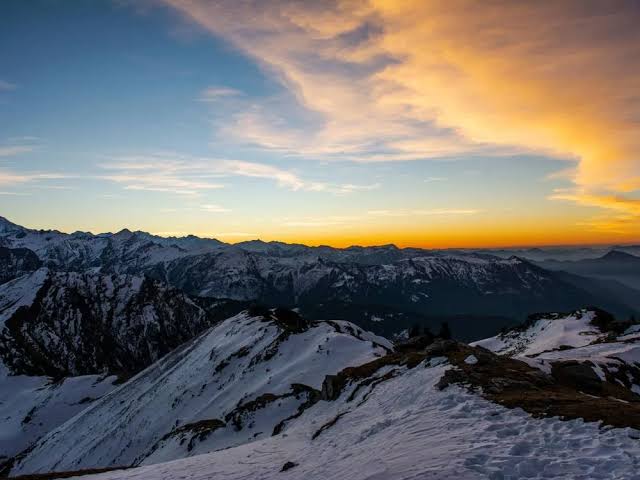 Kedarkantha Trek